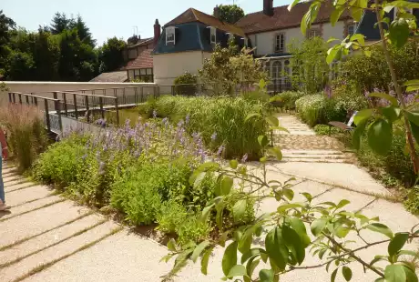 Savart Paysage – paysagiste urbaniste -  Sézanne – Marne – Grand Est – parc public – petit espace -médiathèque - ancien collège - jardin clos - développement durable – biodiversité - Victoires du Paysage