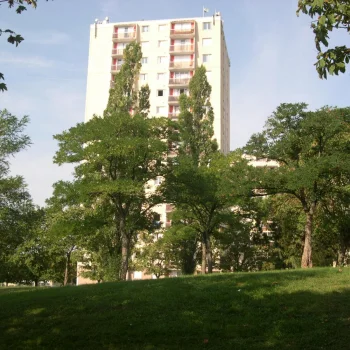 Parc central Sainte-Geneviève