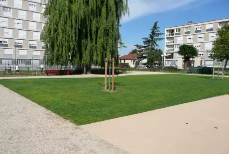 Savart paysage - paysagiste urbaniste - Châlons-en-Champagne – Marne – Grand Est – Jardin Lavoisier – renouvellement urbain – jardin résidentiel - espace privé – développement durable - biodiversité